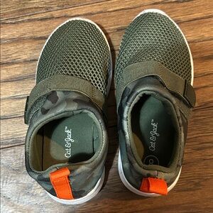 Cat & Jack Kids' Green Camouflage Water Shoes